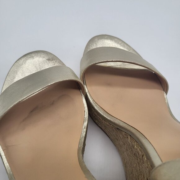 Badgley Mischka Womens SZ 10 Platform Straw Wedge Strappy Gold Metallic Sandals - Picture 5 of 13